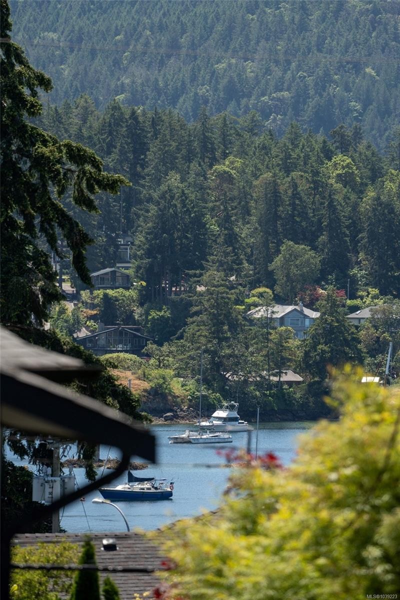 793 Stelly'S Cross Rd, Central Saanich, BC