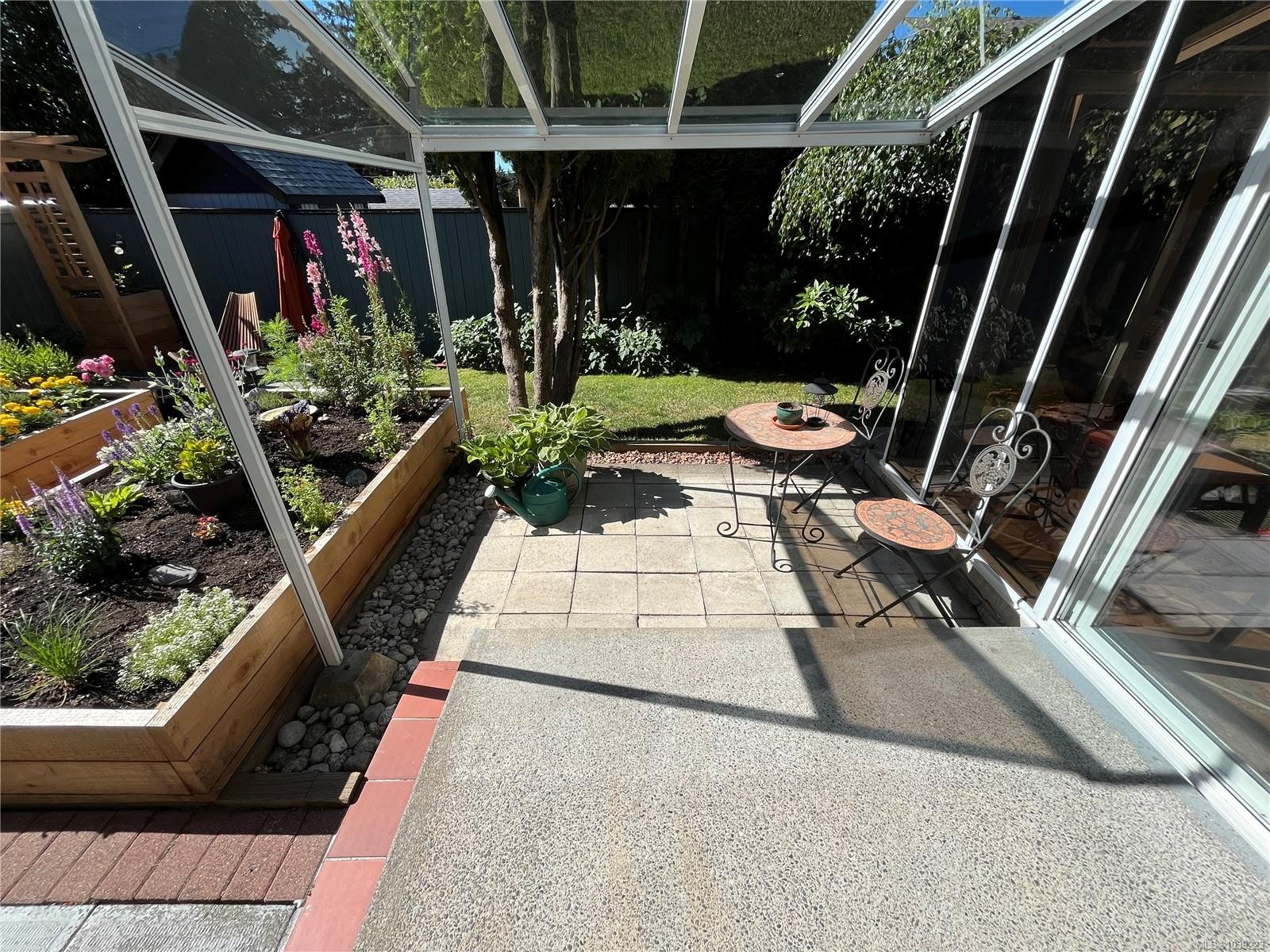 793 Stelly'S Cross Rd, Central Saanich, BC