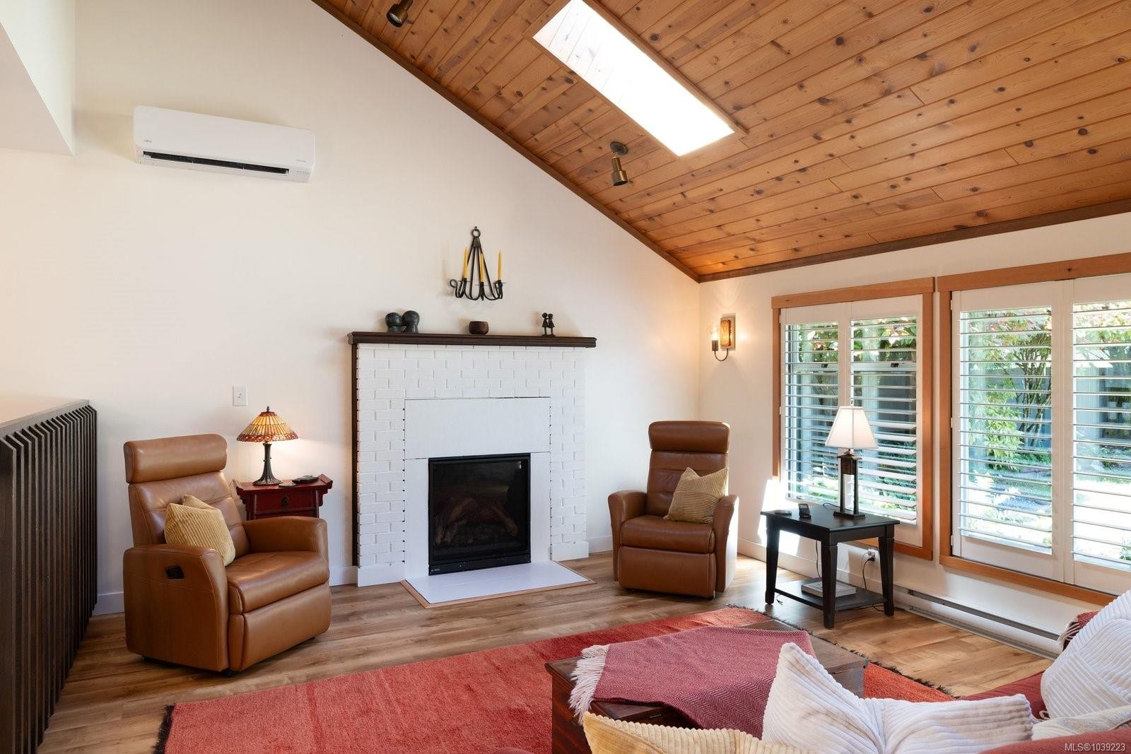 793 Stelly'S Cross Rd, Central Saanich, BC