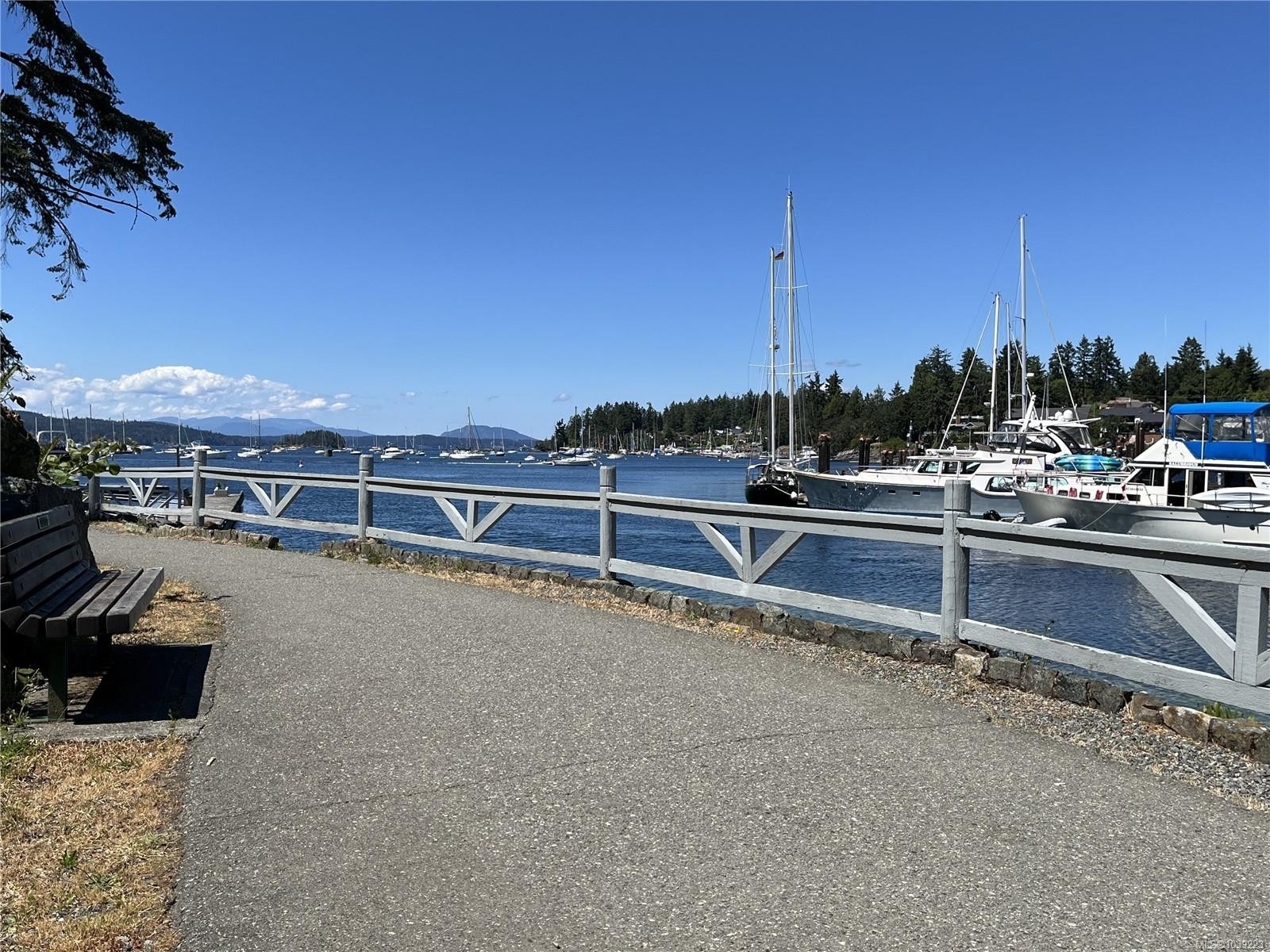 793 Stelly'S Cross Rd, Central Saanich, BC