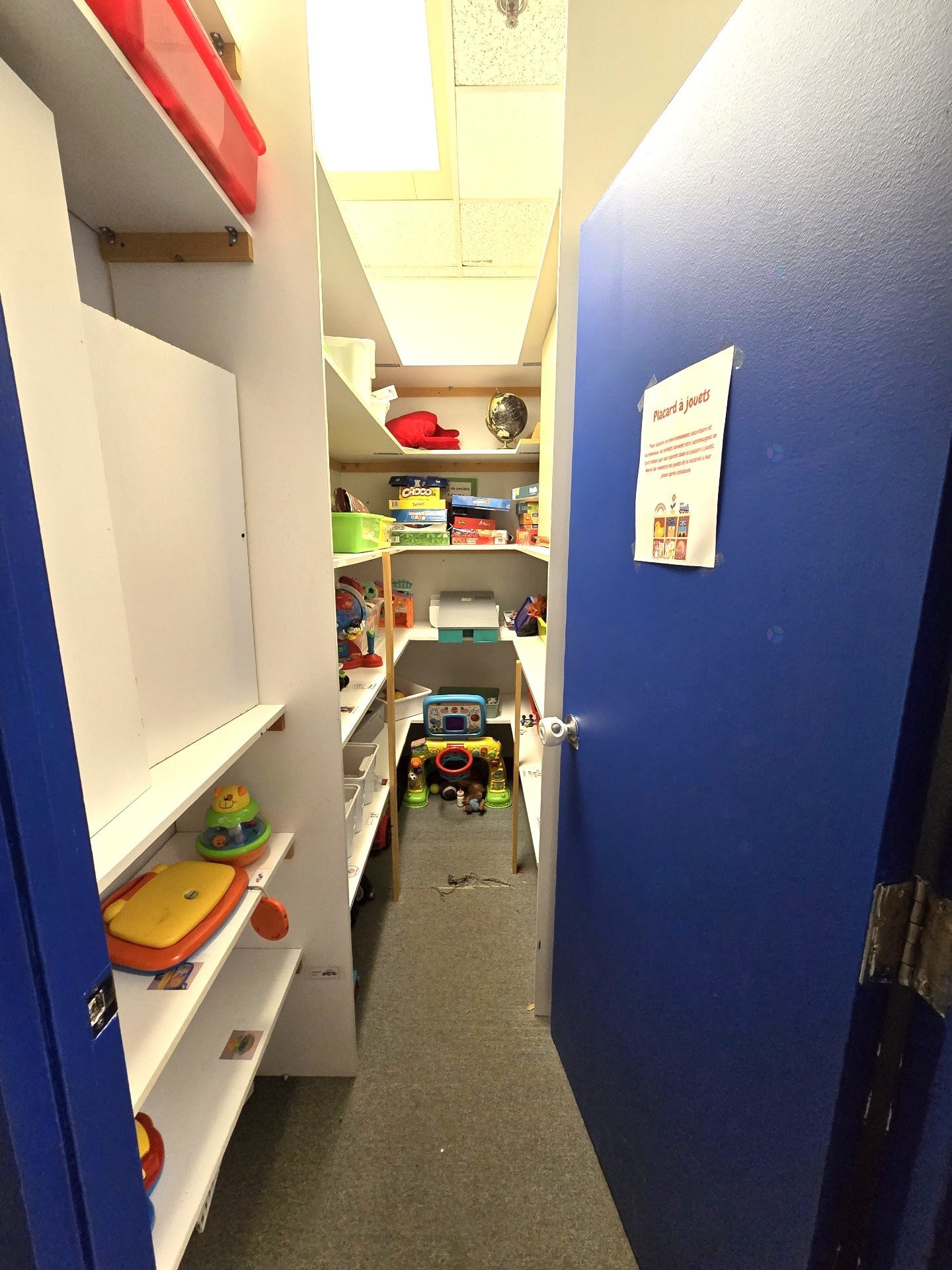 Storage - 205-4650 Boul. Des Laurentides, Laval (Vimont), QC - Indoor