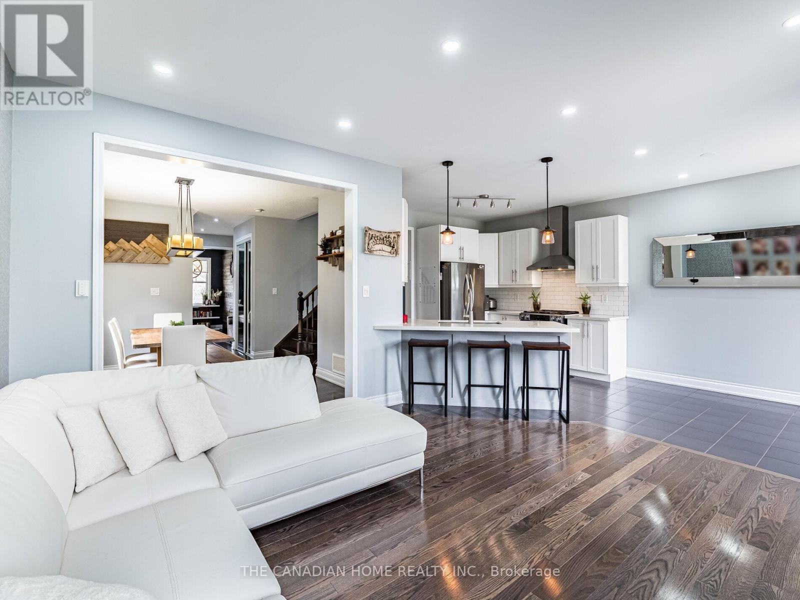 3 Arkwright Drive, Brampton, ON - Indoor