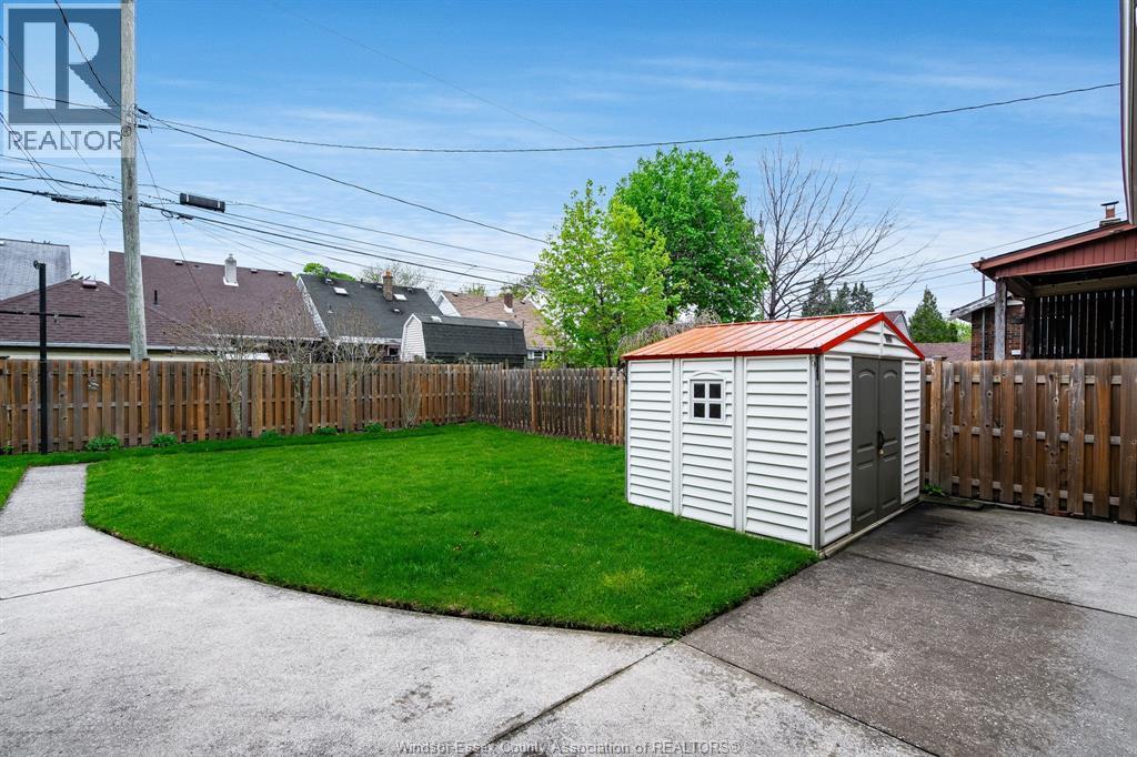 2279 Lillian Avenue, Windsor, ON