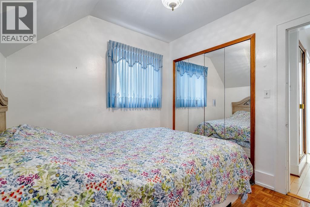 2279 Lillian Avenue, Windsor, ON