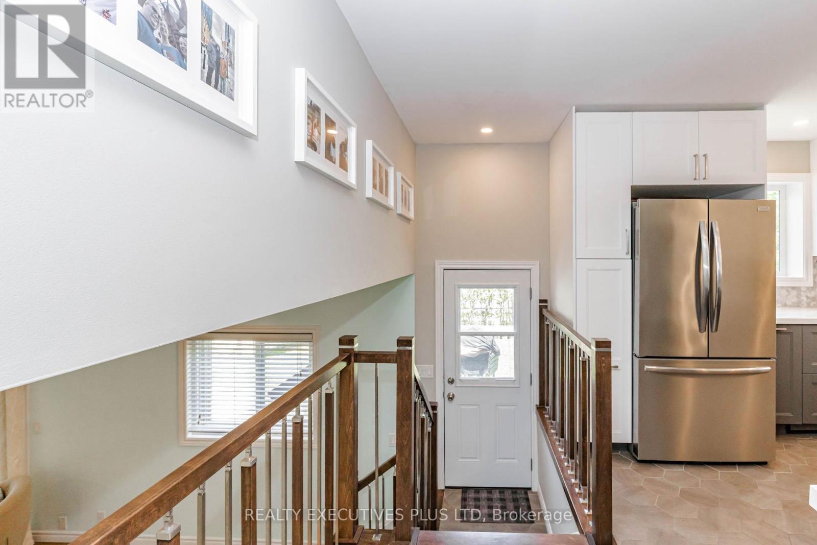 12 Maidstone Crescent, Brampton, ON
