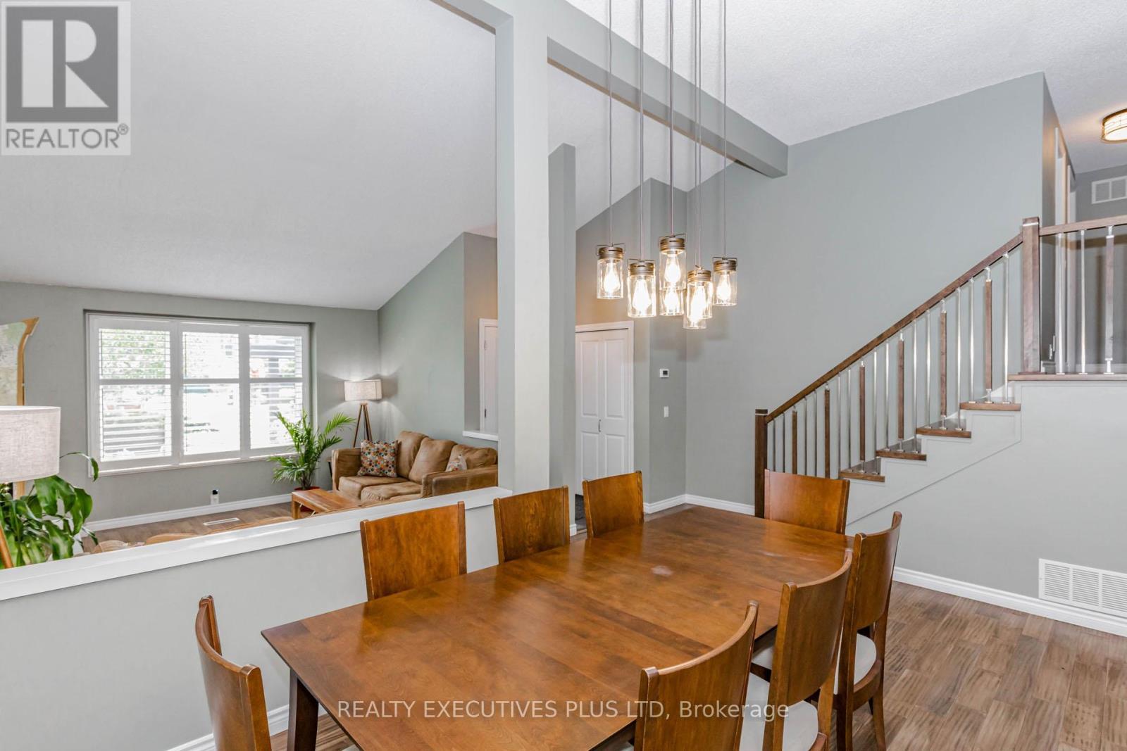 12 Maidstone Crescent, Brampton, ON