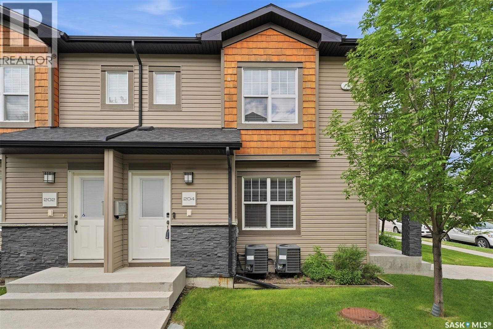 204 3013 Mcclocklin Road, Saskatoon, SK