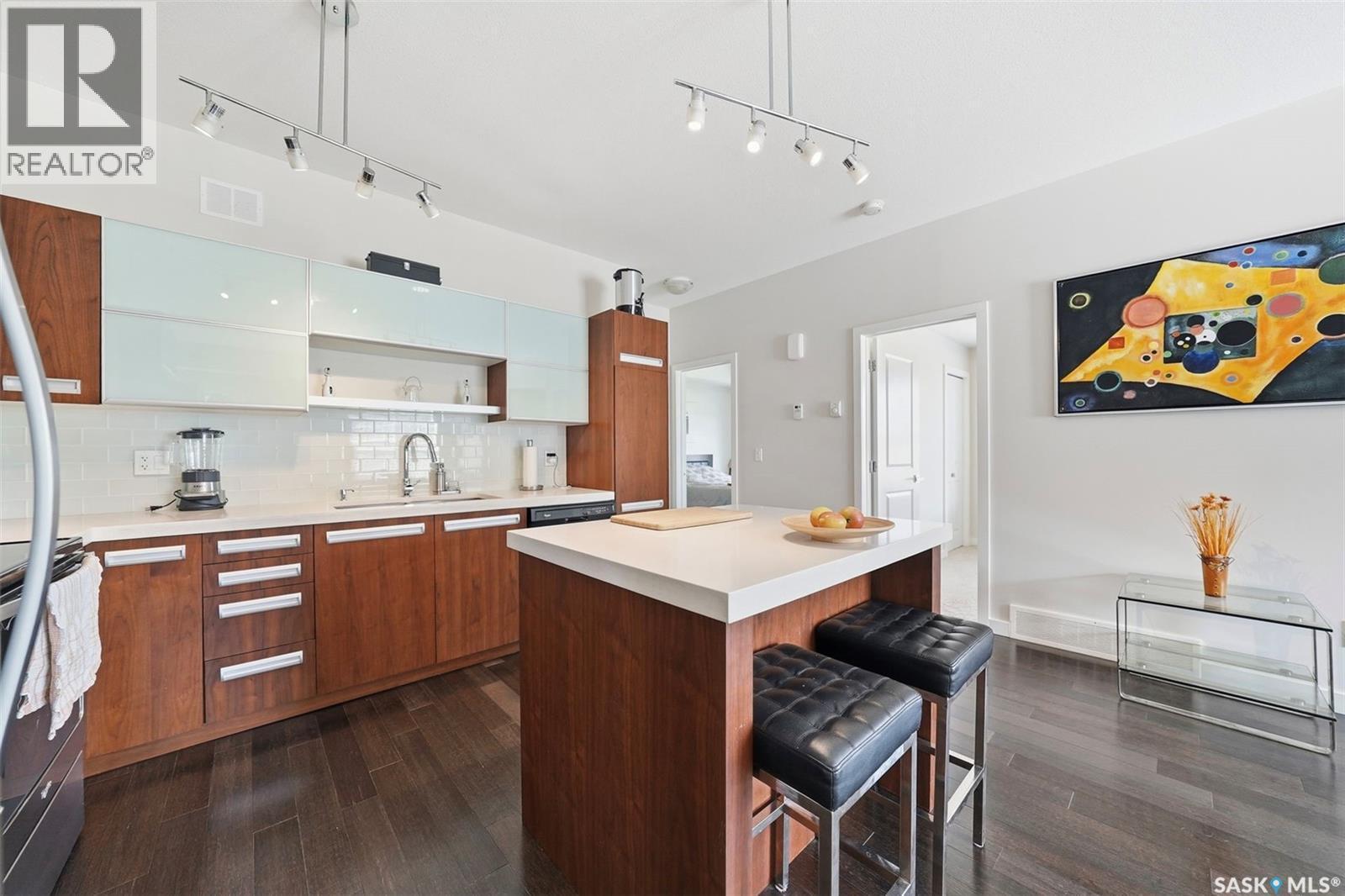 204 3013 Mcclocklin Road, Saskatoon, SK