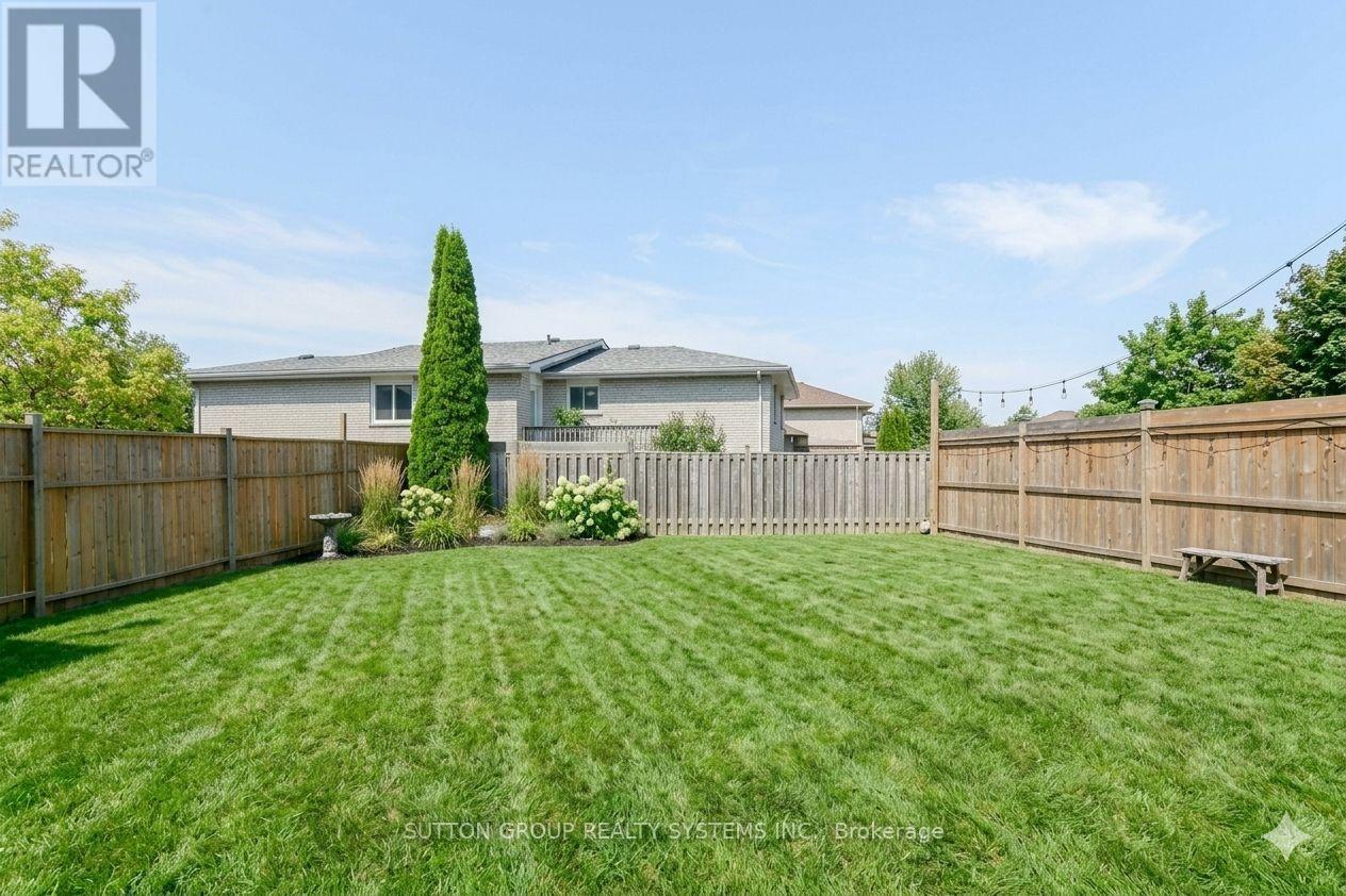 19 Lorraine Drive, Cambridge, ON