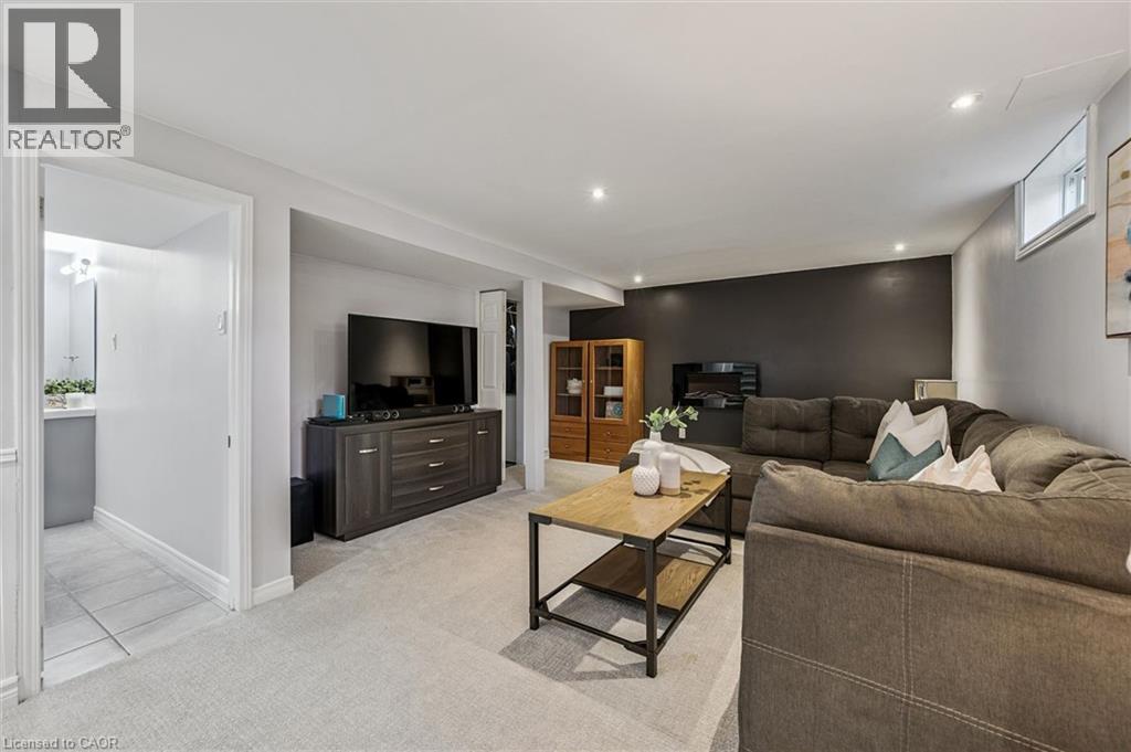 356 Grand Ridge Drive, Cambridge, ON