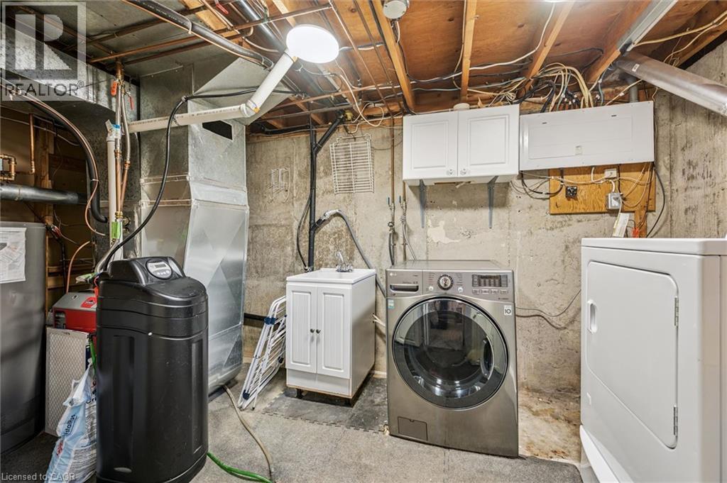356 Grand Ridge Drive, Cambridge, ON