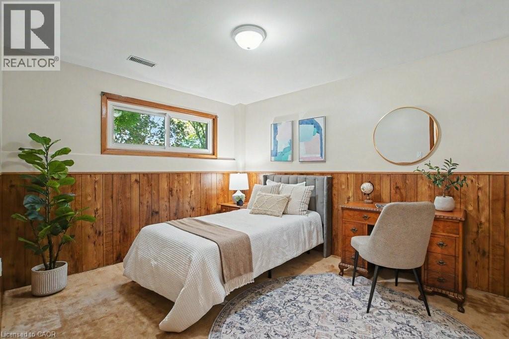 363 Roselawn Place, Waterloo, ON