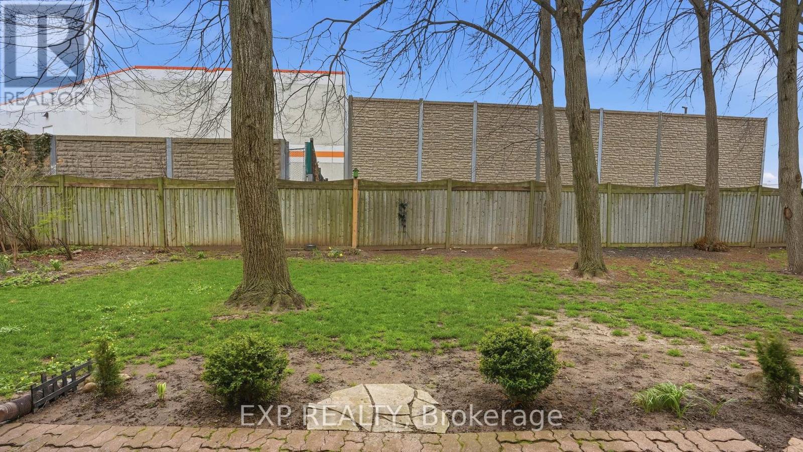 Backyard - 14 - 178 Scott Street, St. Catharines (Fairview), ON