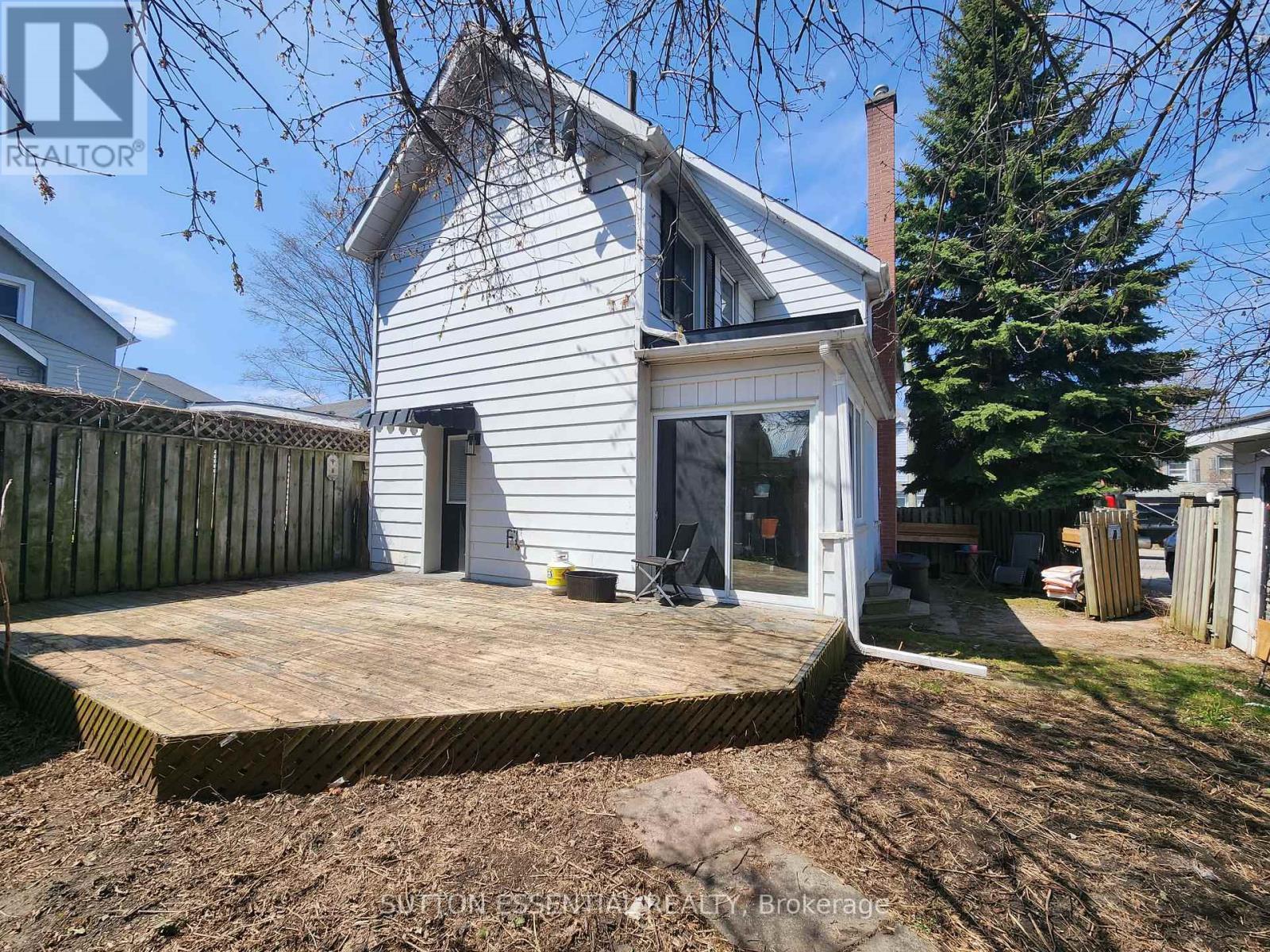 47 Pearl Street E, Brockville, ON