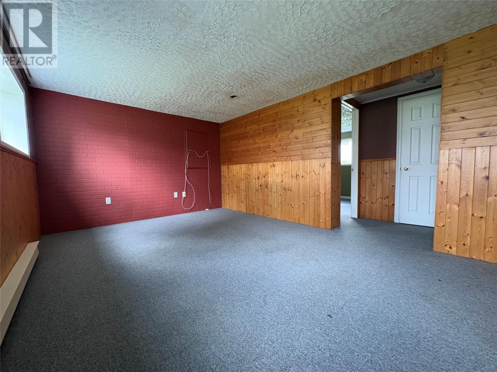 20 Midland Row, Pasadena, NL