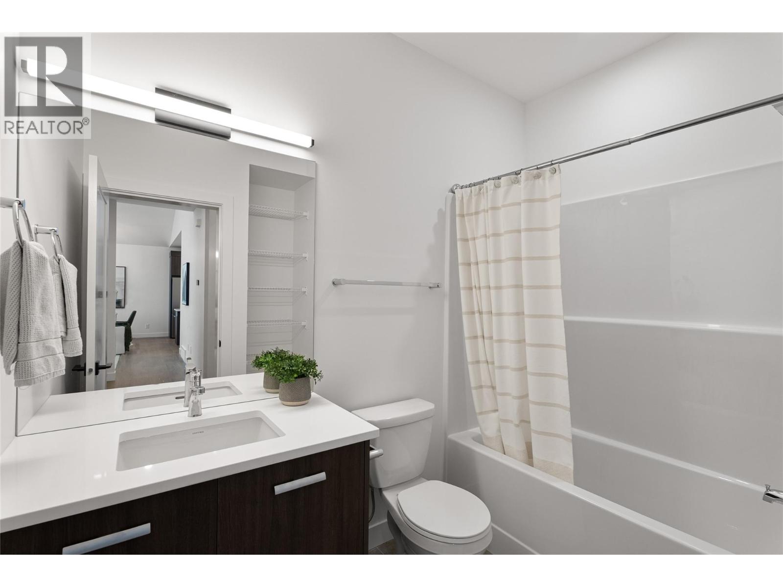 Unit 101 Photos - For Reference Only - 2400 Coldwater Drive Unit# 108, Kamloops, BC - Indoor Photo Showing Bathroom