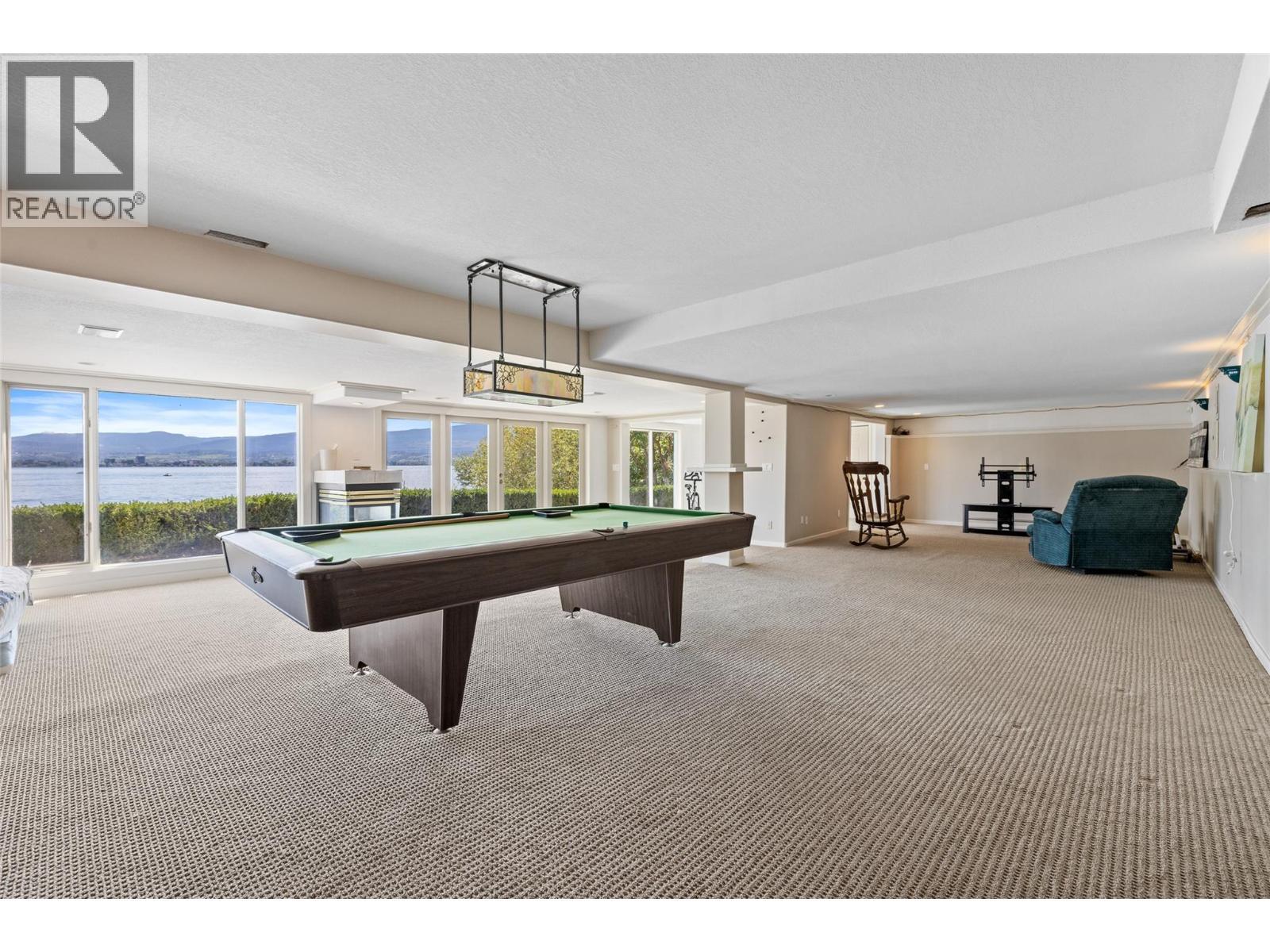 2387 Campbell Road, West Kelowna, BC - Indoor Photo Showing Other Room