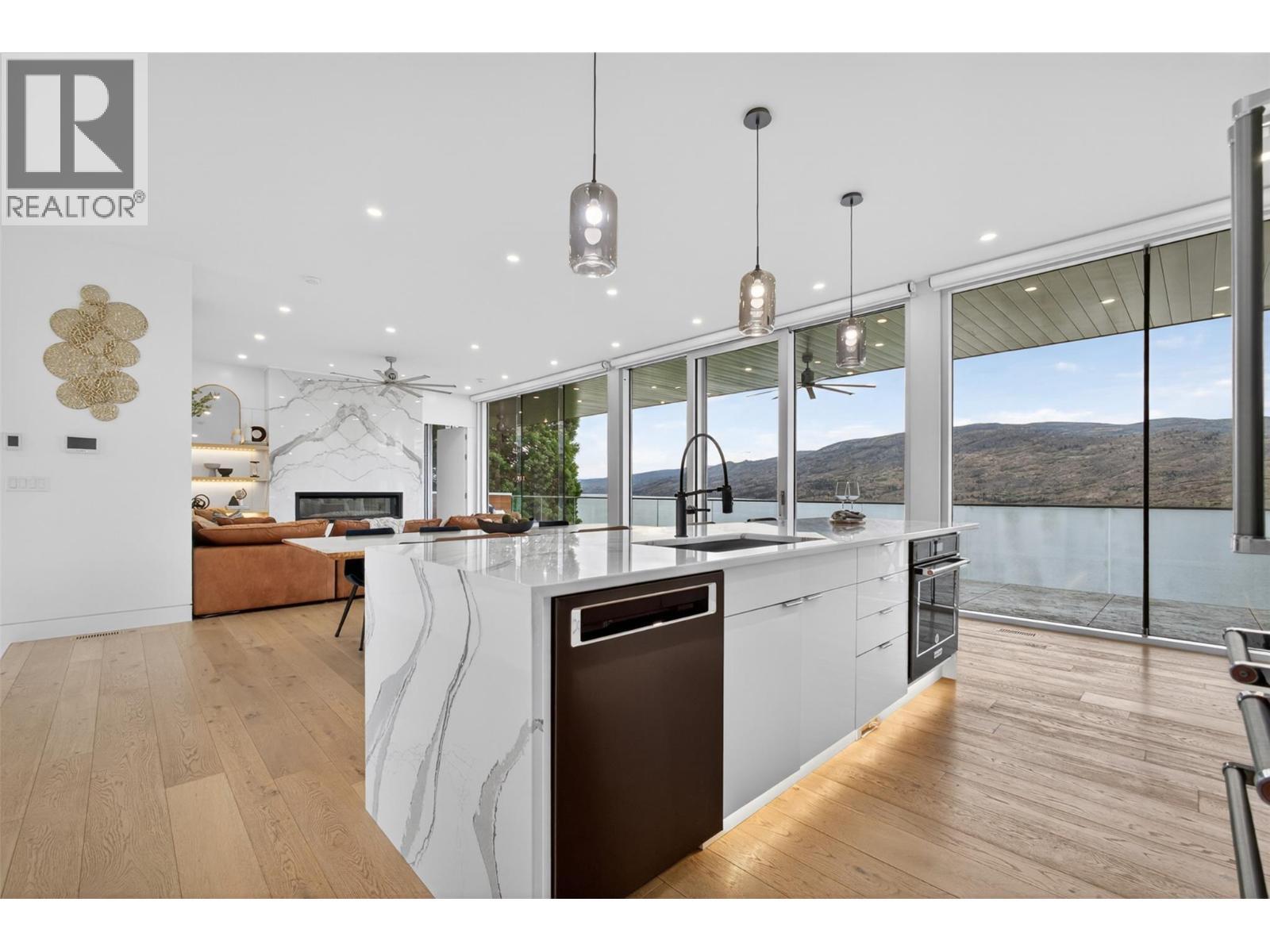 5835 Vicary Road, Peachland, BC