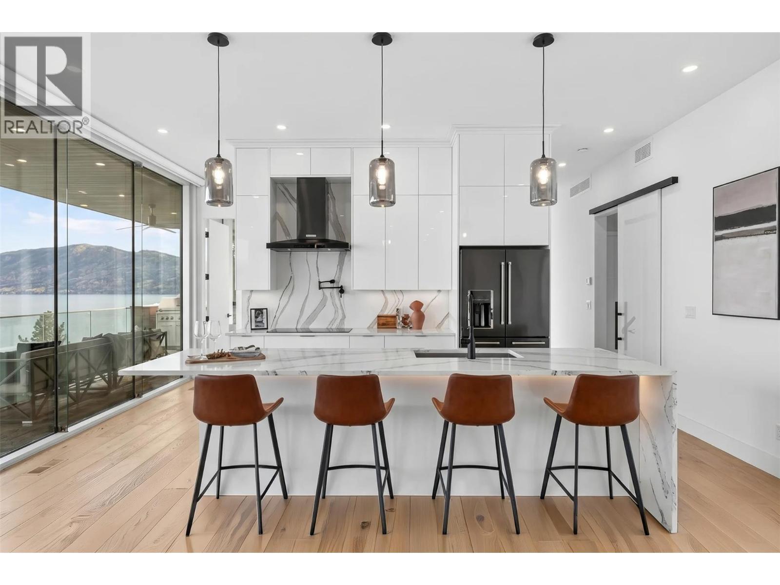 5835 Vicary Road, Peachland, BC