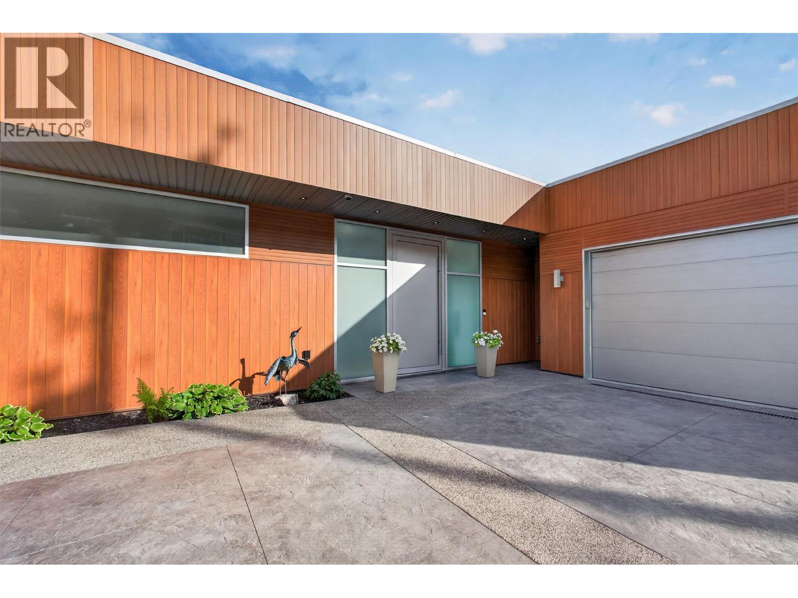 5835 Vicary Road, Peachland, BC