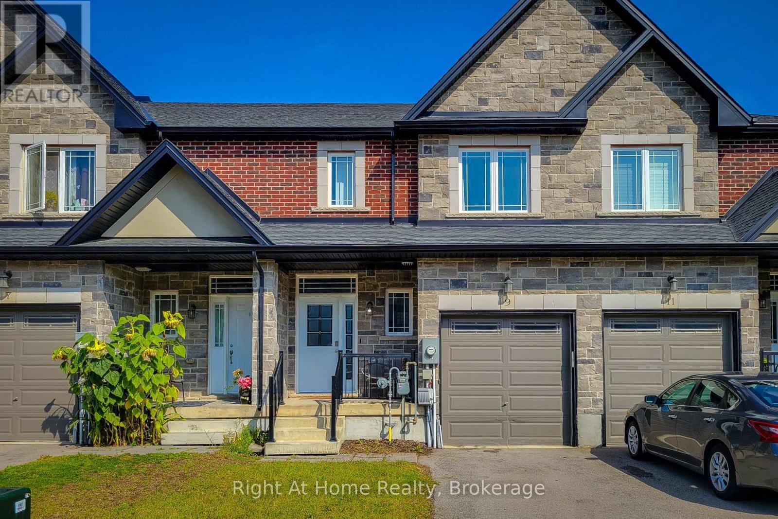 9 Callon Drive, Hamilton (Meadowlands), ON