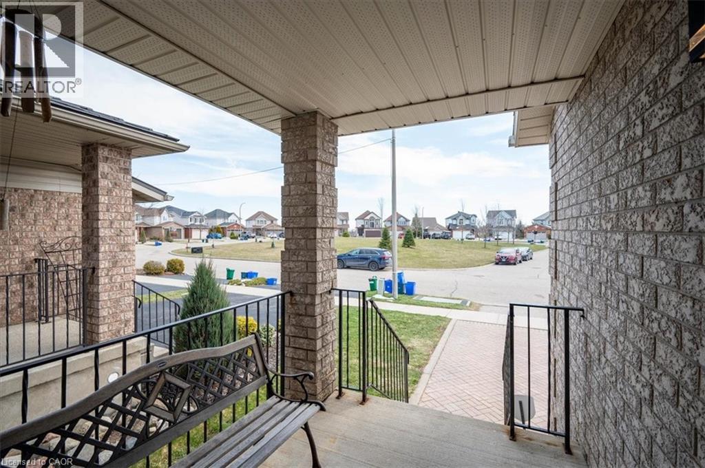 30 Heatherwood Place, Kitchener, ON