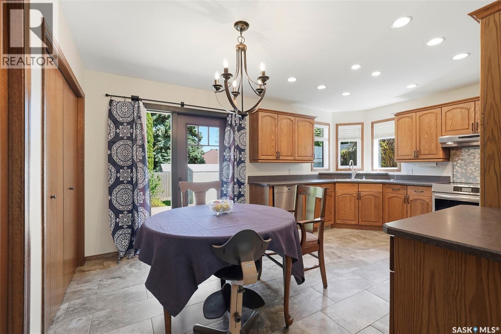 610 Bronson Crescent, Saskatoon, SK
