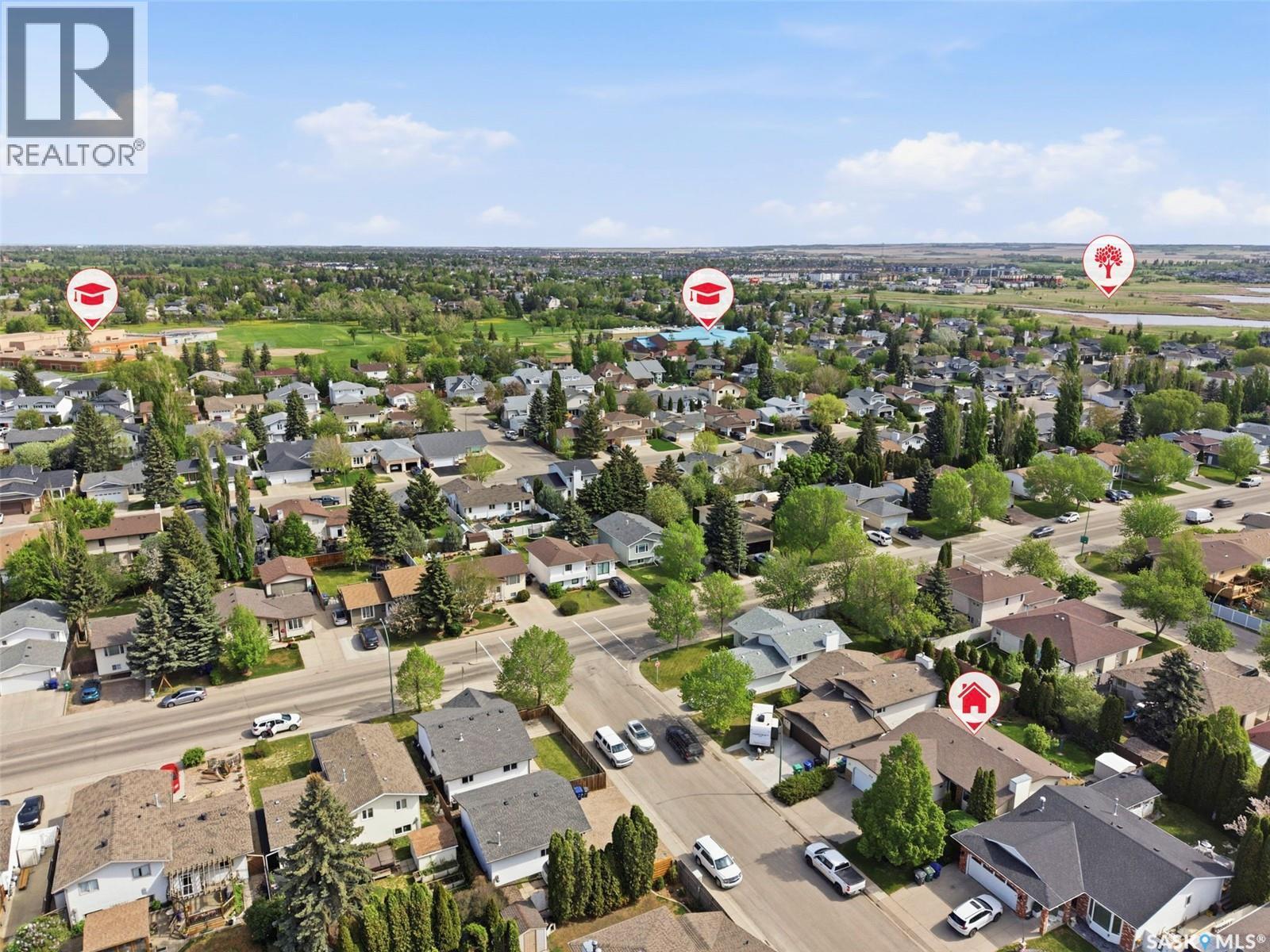 610 Bronson Crescent, Saskatoon, SK