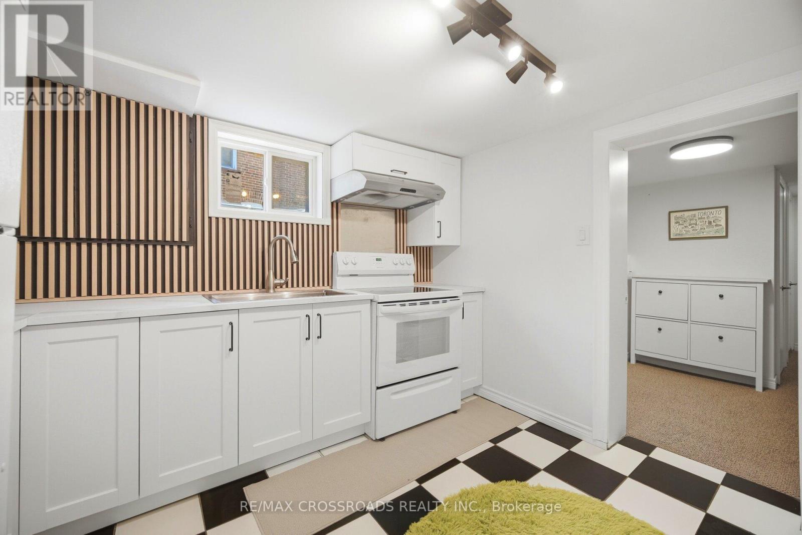18 Adanac Drive, Toronto, ON