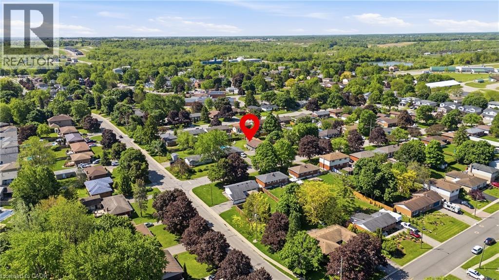 6 Mccammon Street, Paris, ON
