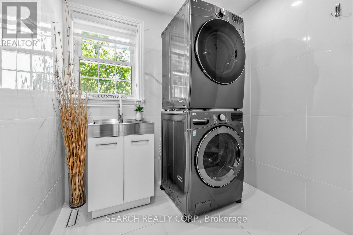 1421 Watersedge Road, Mississauga, ON