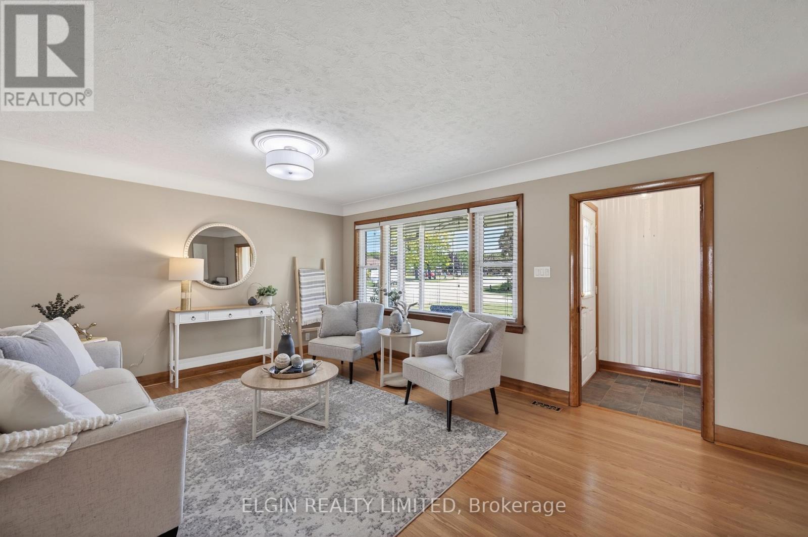 2 Lyndale Avenue, Central Elgin, ON