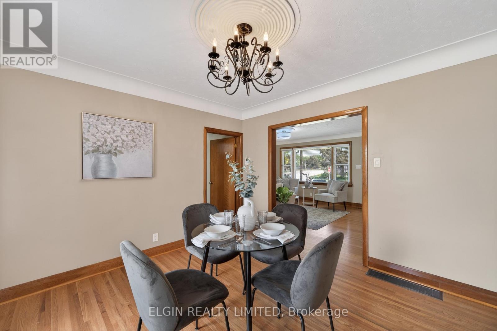 2 Lyndale Avenue, Central Elgin, ON