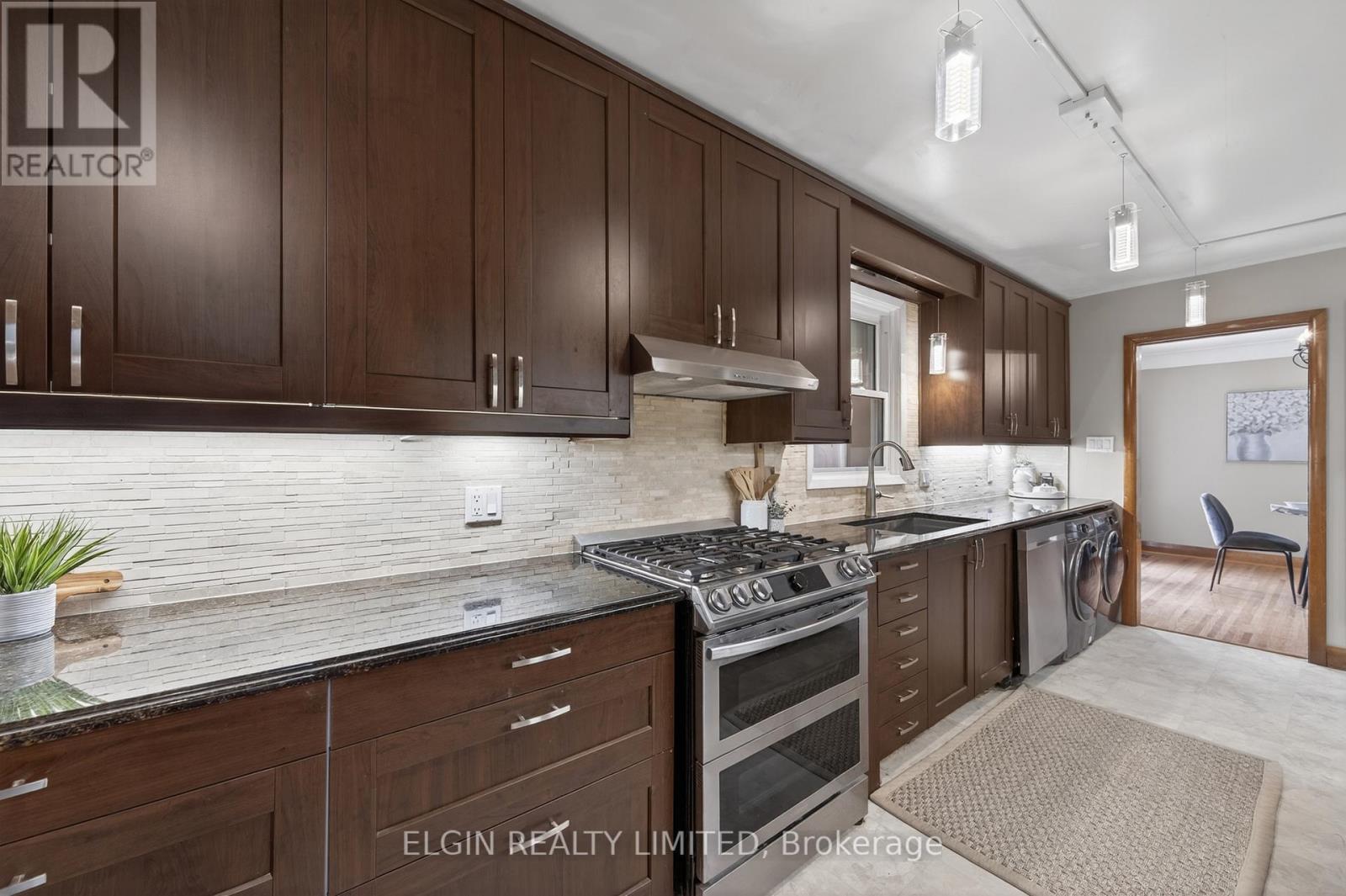 2 Lyndale Avenue, Central Elgin, ON