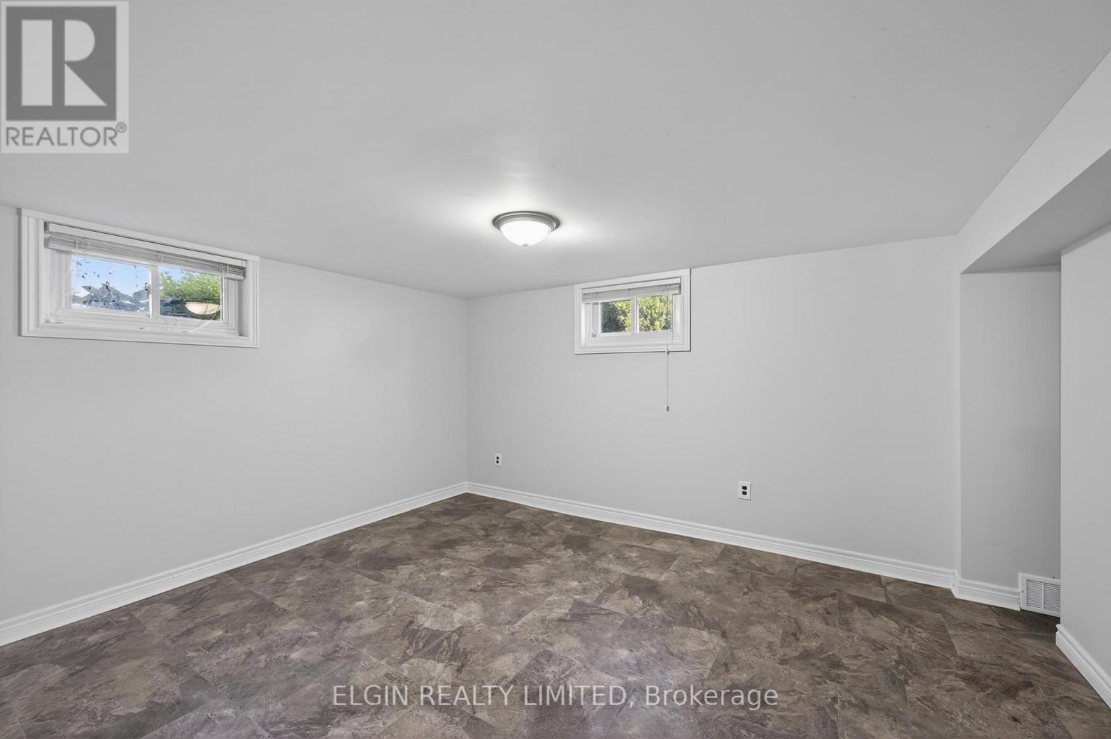2 Lyndale Avenue, Central Elgin, ON