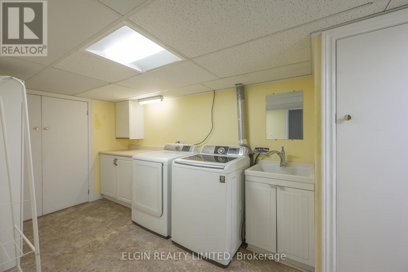 2 Lyndale Avenue, Central Elgin, ON