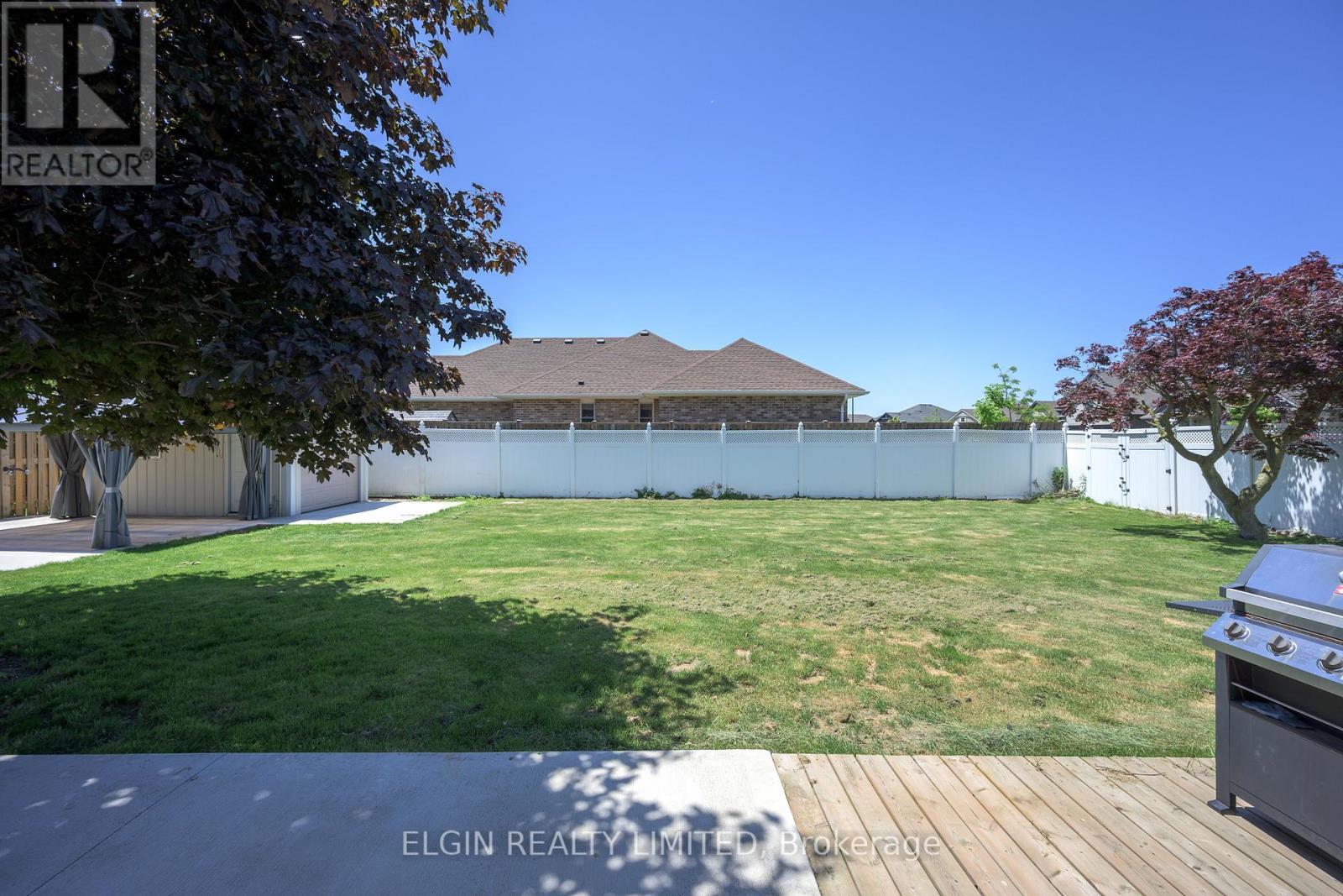 2 Lyndale Avenue, Central Elgin, ON