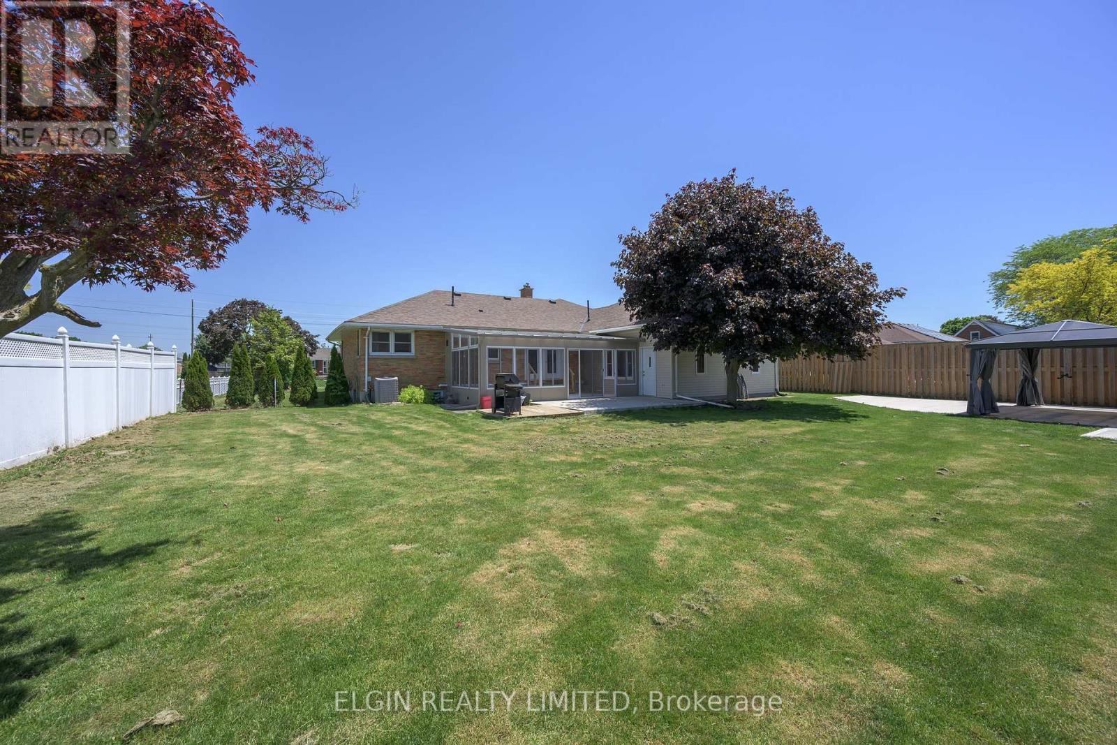 2 Lyndale Avenue, Central Elgin, ON
