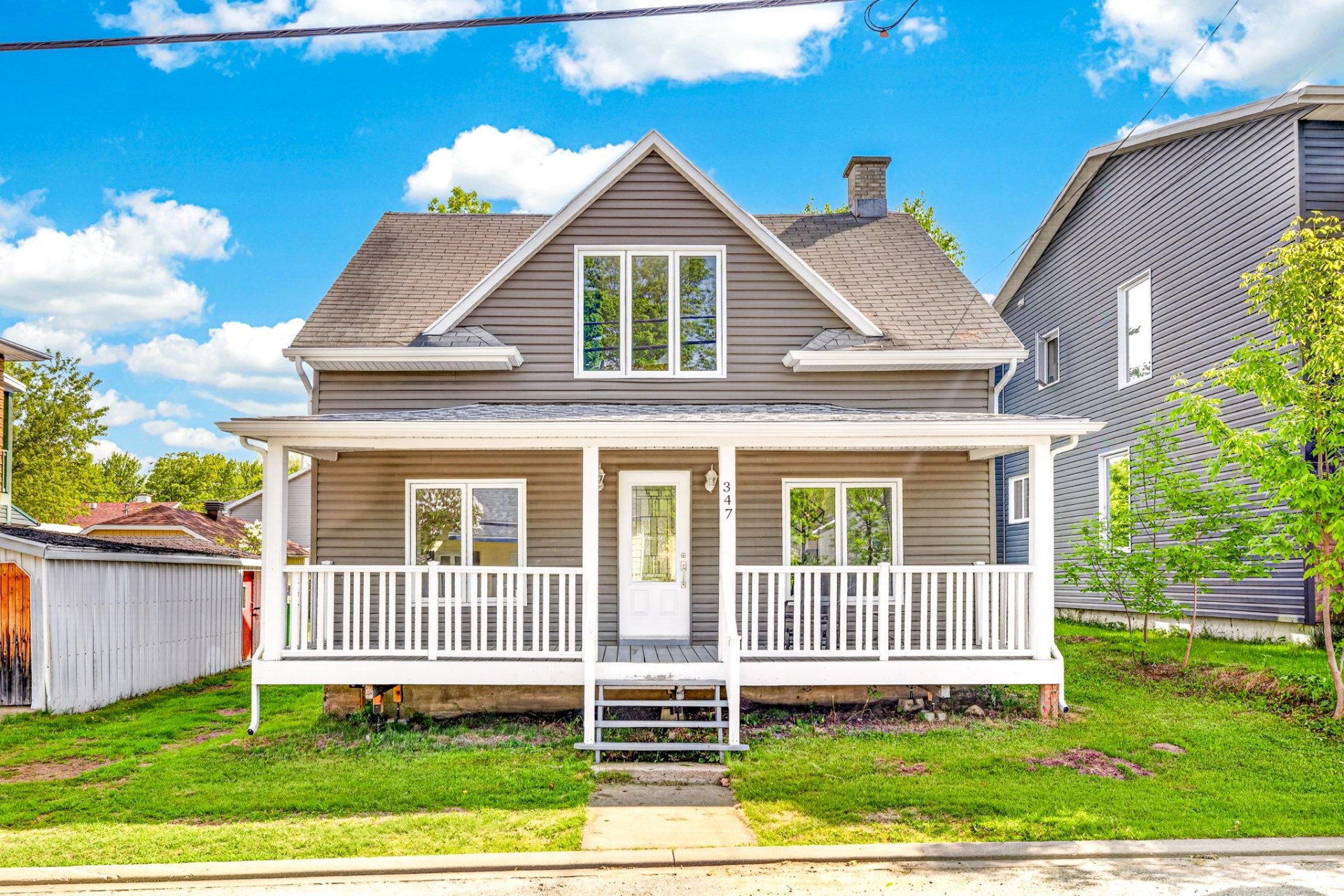 Façade - 347 Av. St-Jacques, Donnacona, QC - Outdoor With Deck Patio Veranda