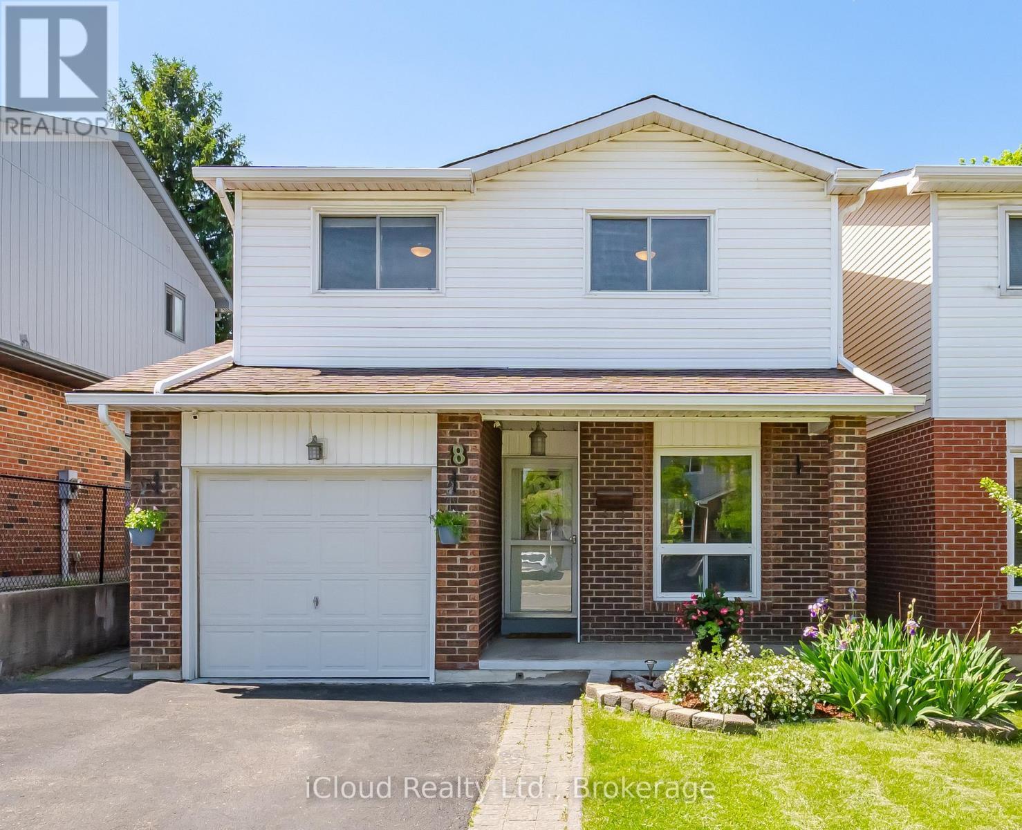 8 Lindridge Avenue, Brampton, ON