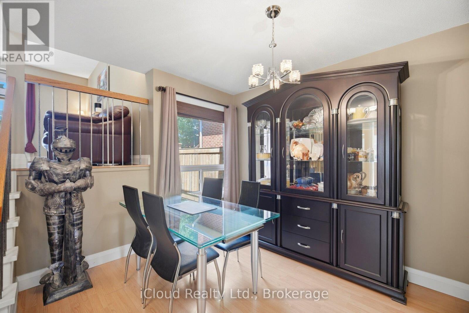 8 Lindridge Avenue, Brampton, ON