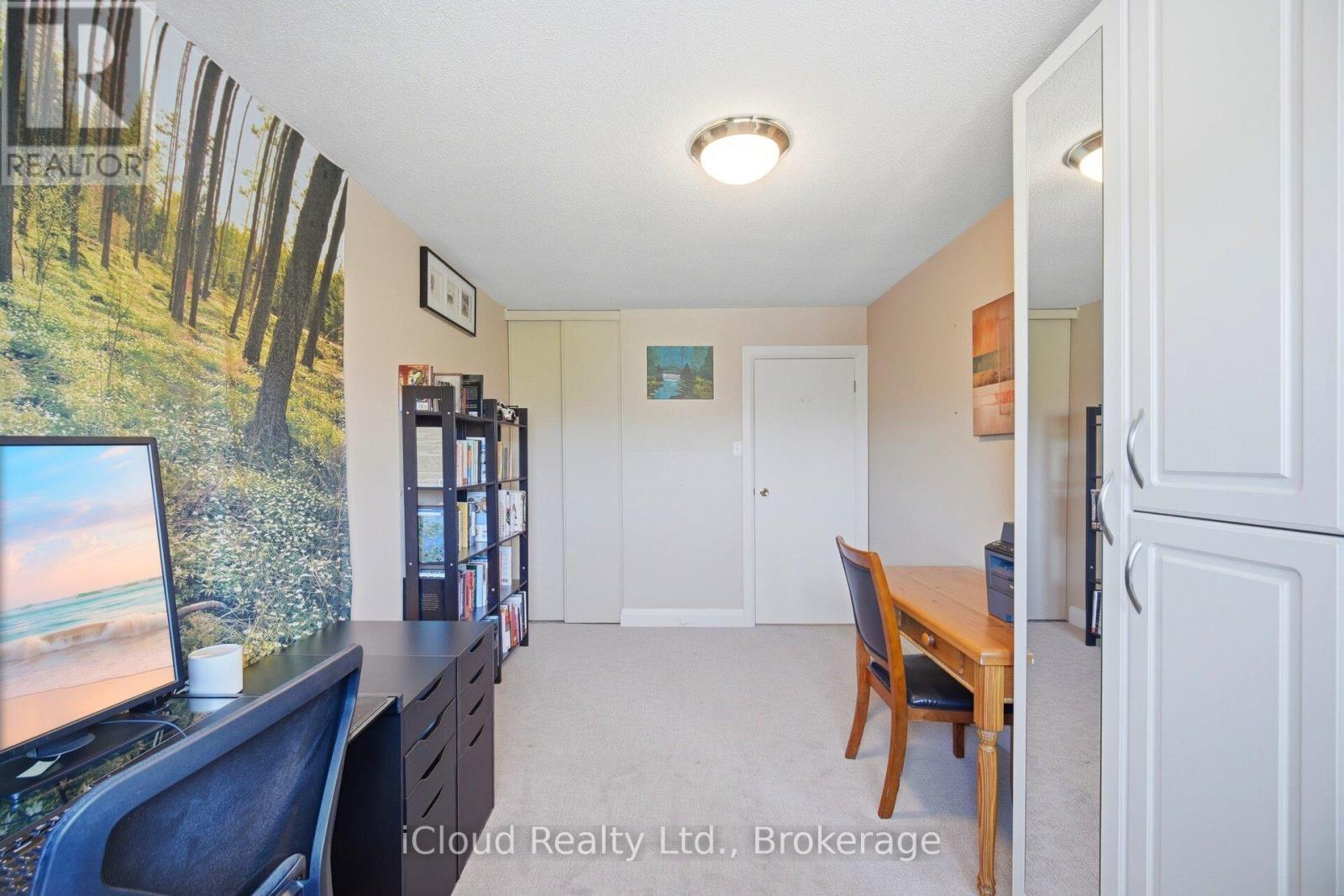 8 Lindridge Avenue, Brampton, ON