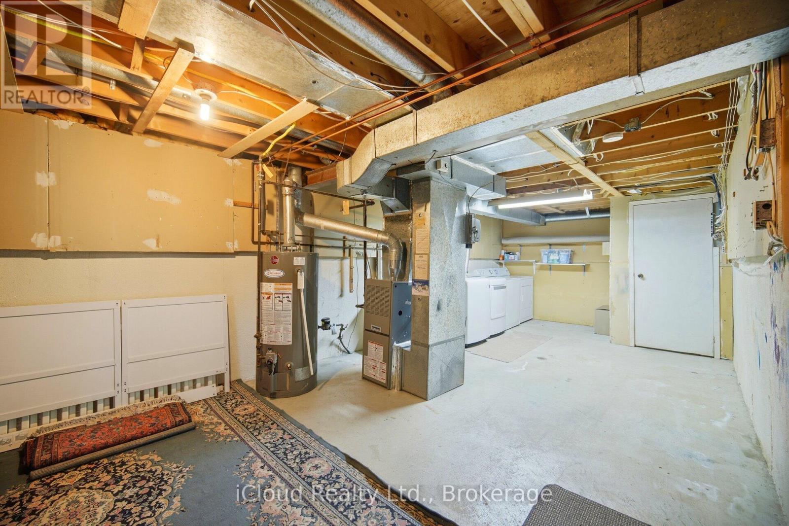 8 Lindridge Avenue, Brampton, ON