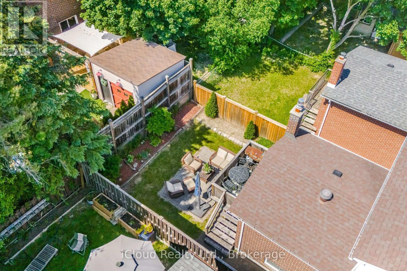 8 Lindridge Avenue, Brampton, ON