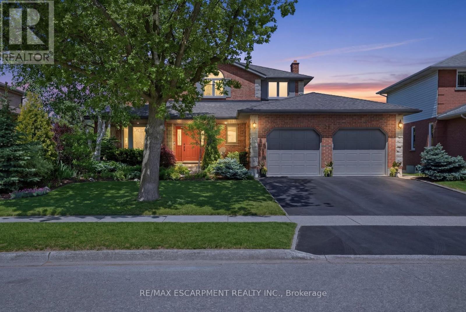 28 Bathgate Drive, Guelph, ON