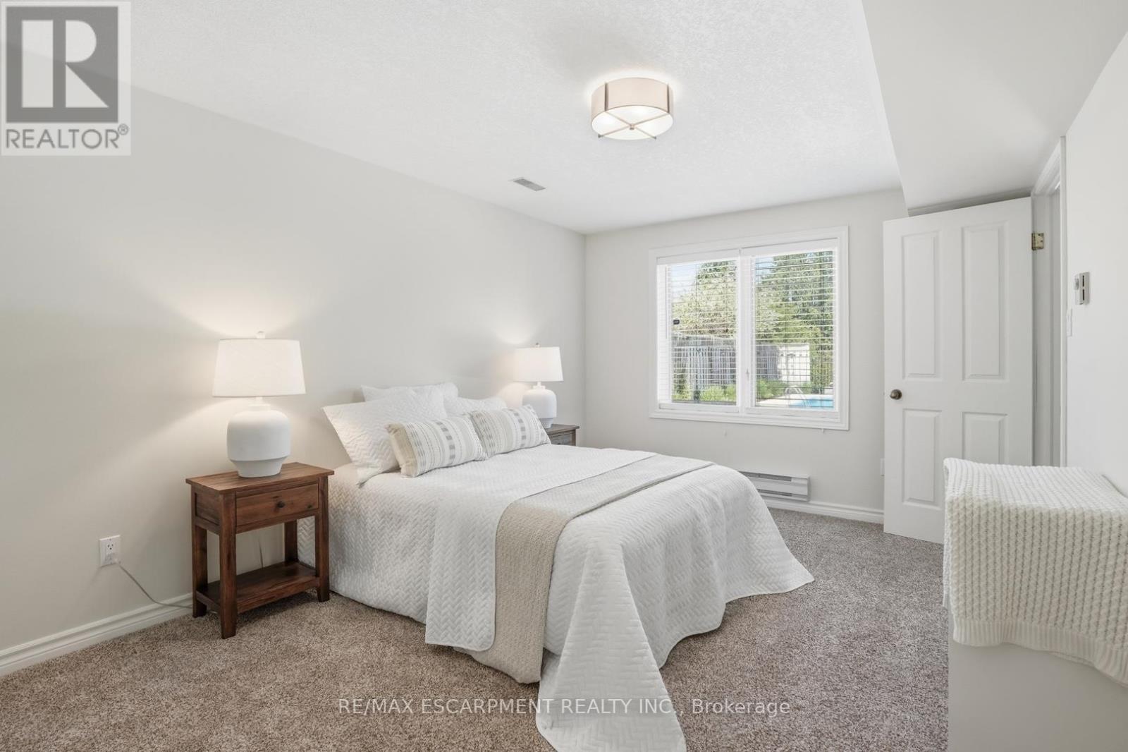 28 Bathgate Drive, Guelph, ON
