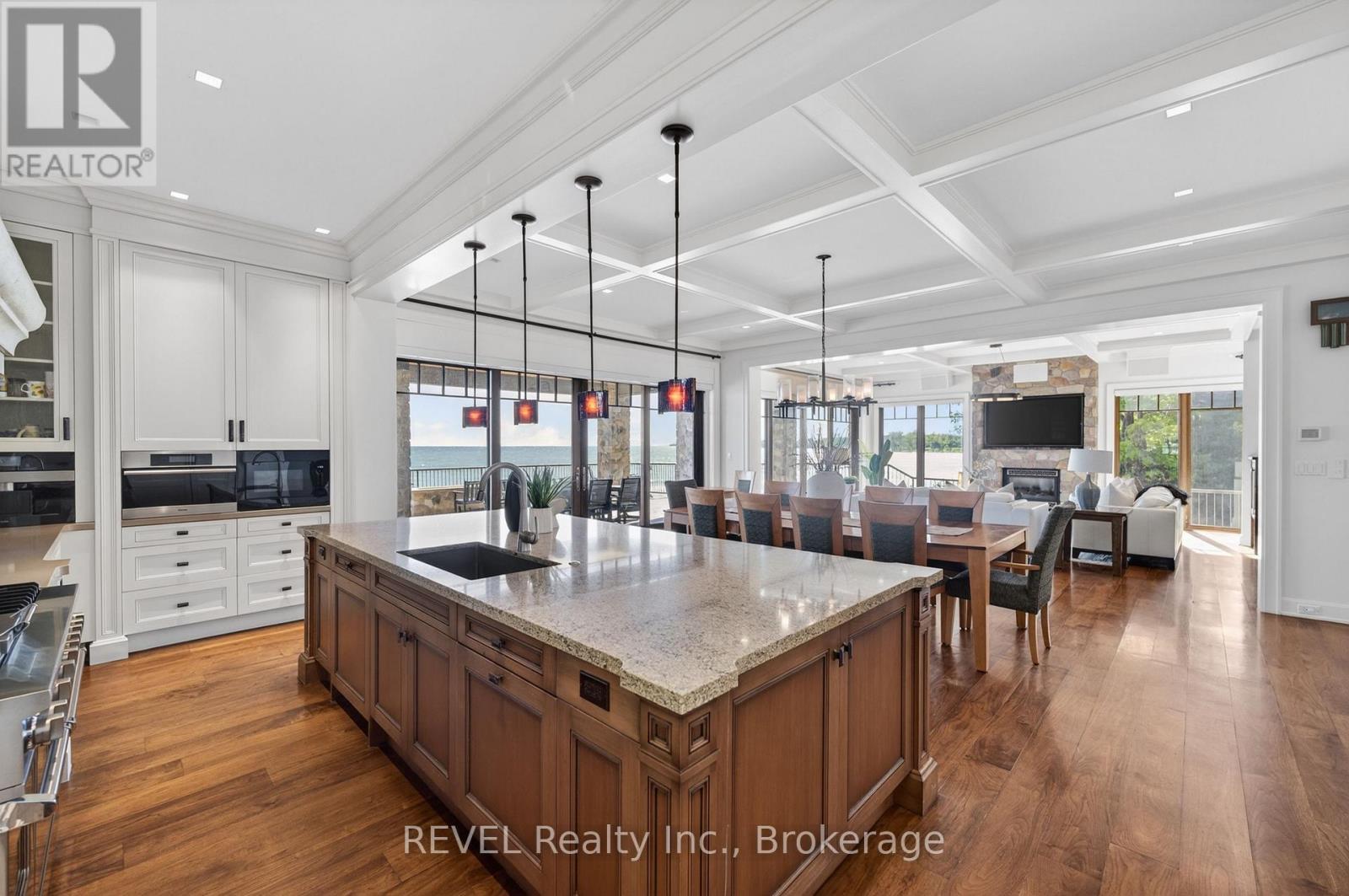 3067 Thunder Bay Road, Fort Erie (Ridgeway), ON
