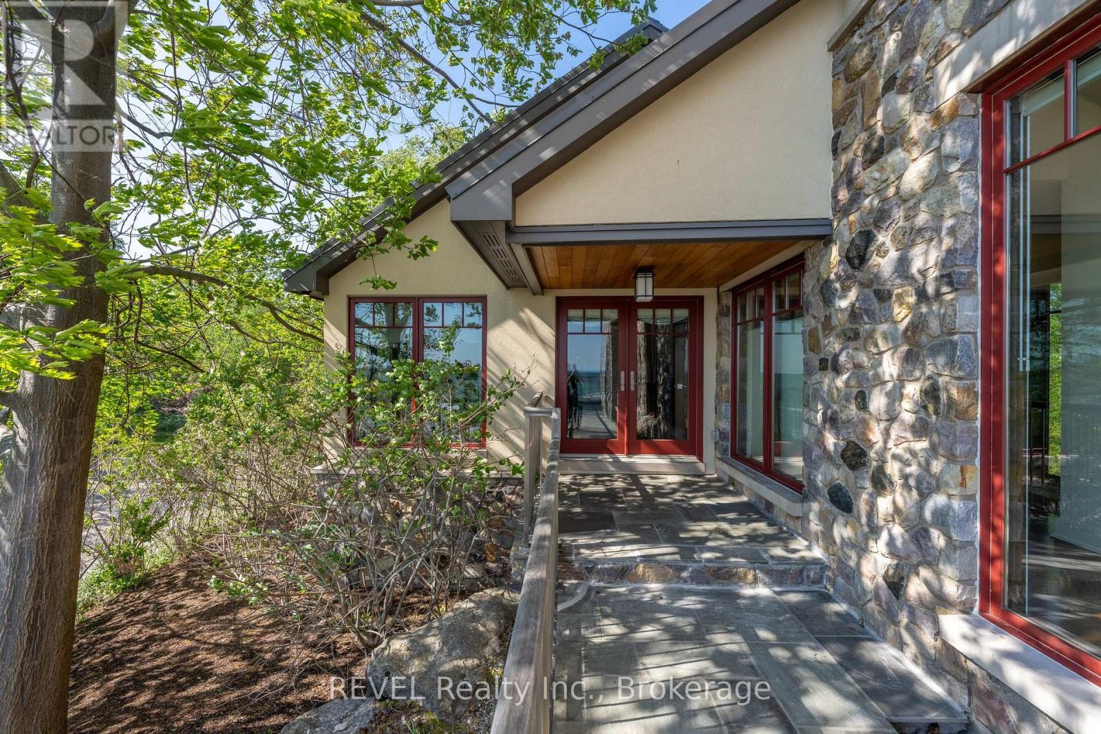 3067 Thunder Bay Road, Fort Erie (Ridgeway), ON
