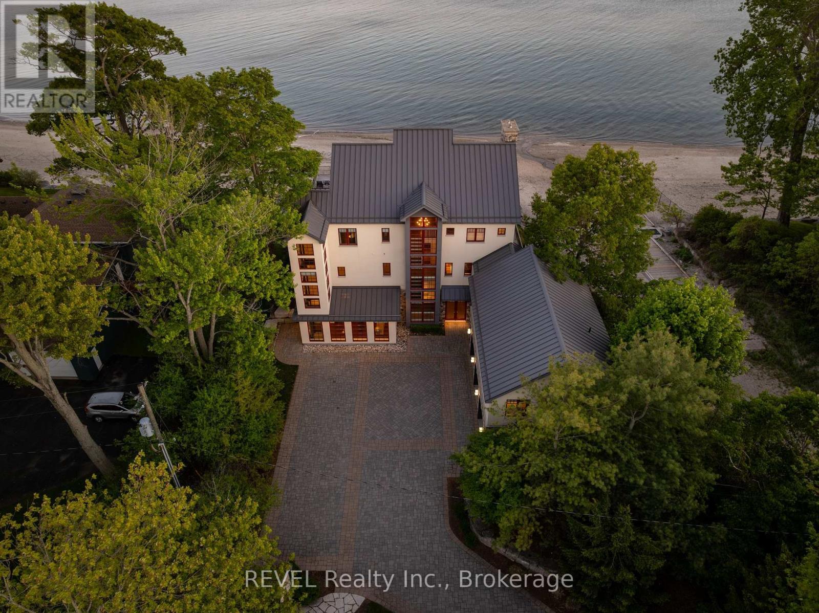 3067 Thunder Bay Road, Fort Erie (Ridgeway), ON