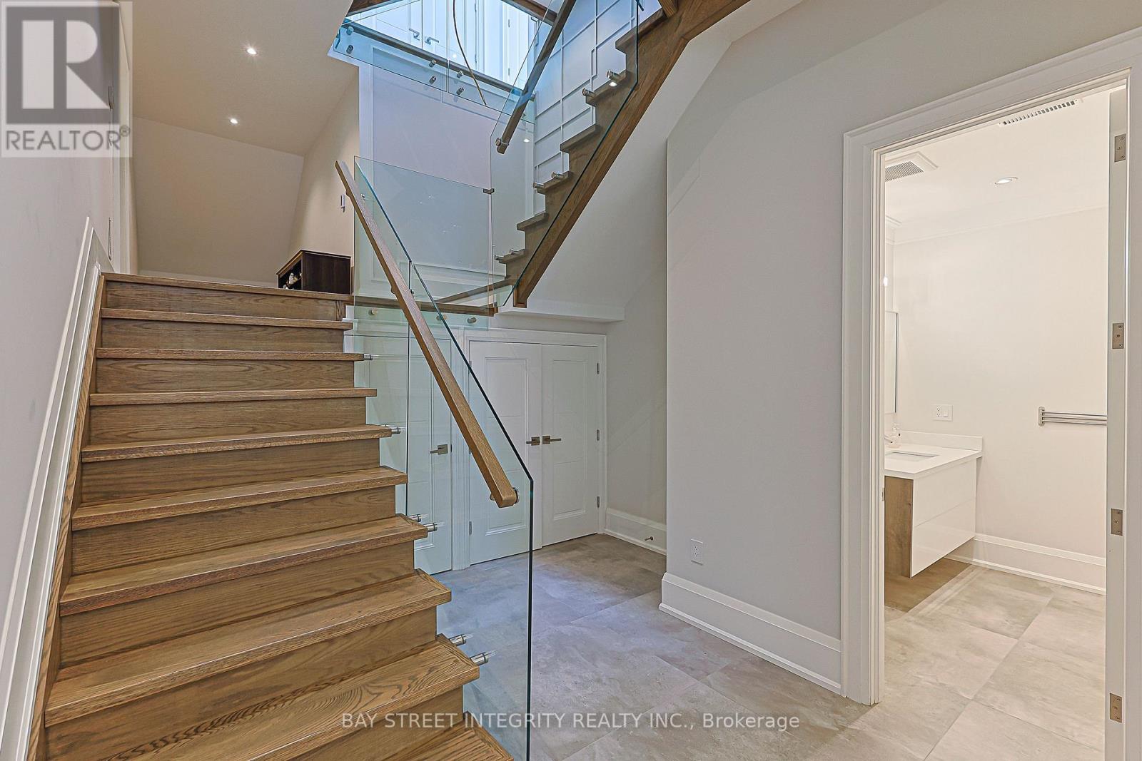 151 Horsham Avenue, Toronto, ON